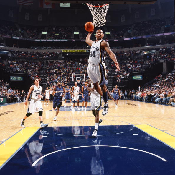 兹曼显然依 兹曼显然依