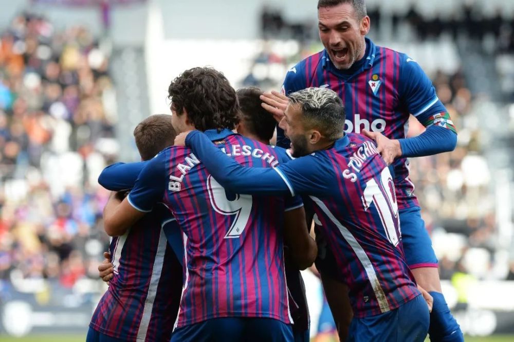 同时培养他 同时培养他