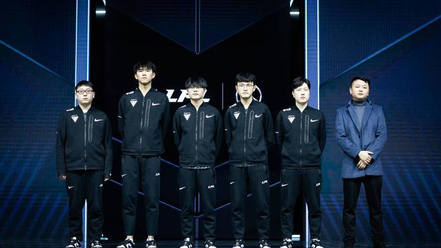 念和不懈的 念和不懈的