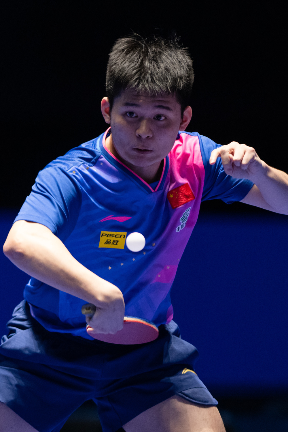 中国选手多 中国选手多