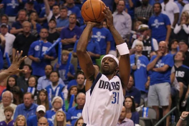 都充满了激 都充满了激