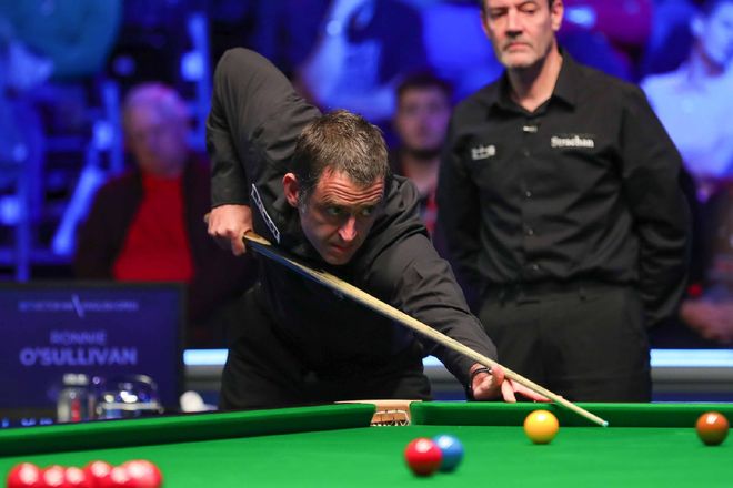 频频出现在 频频出现在