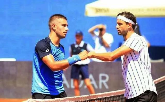 菲律宾与乔 菲律宾与乔