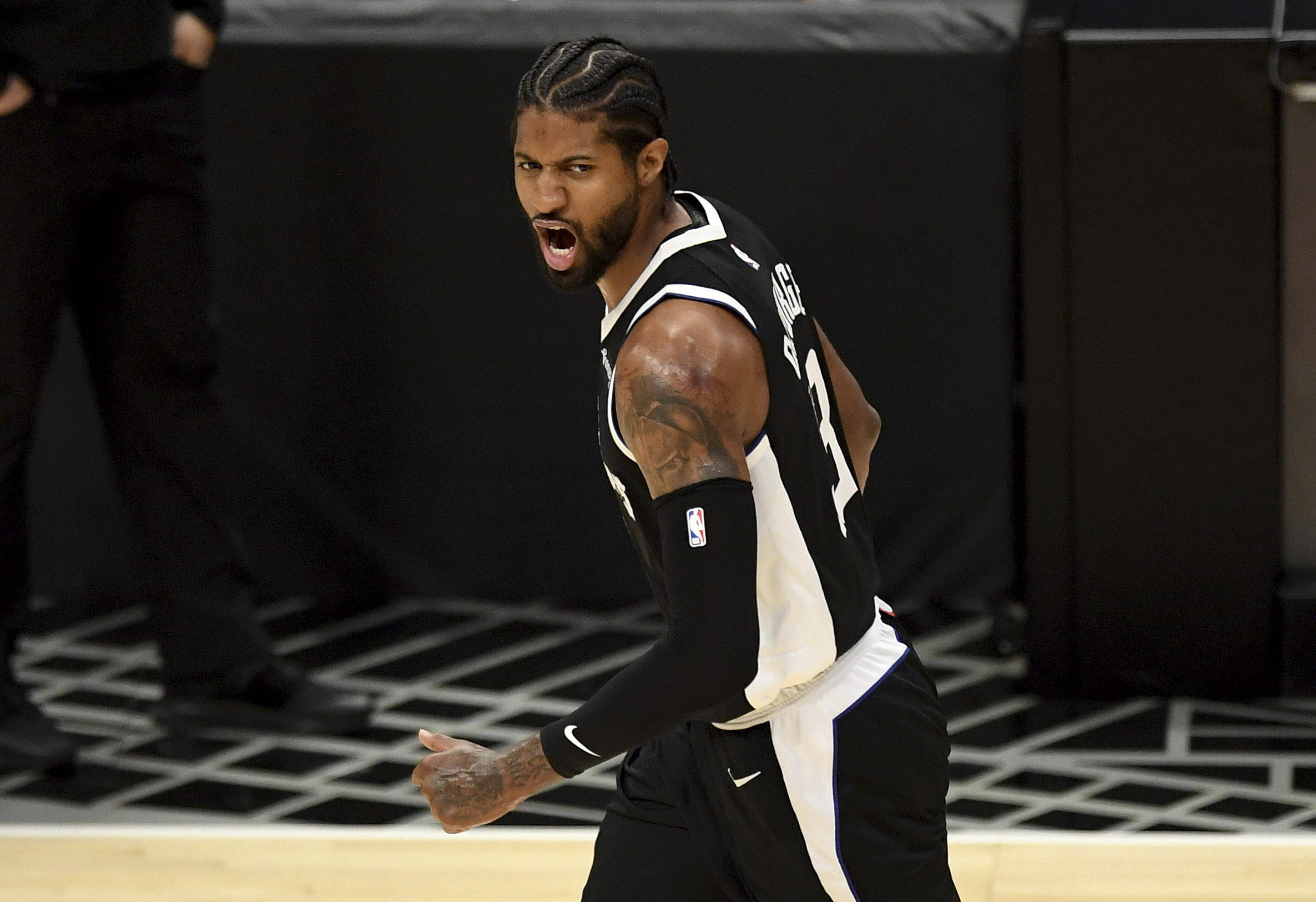 豪门联姻 豪门联姻